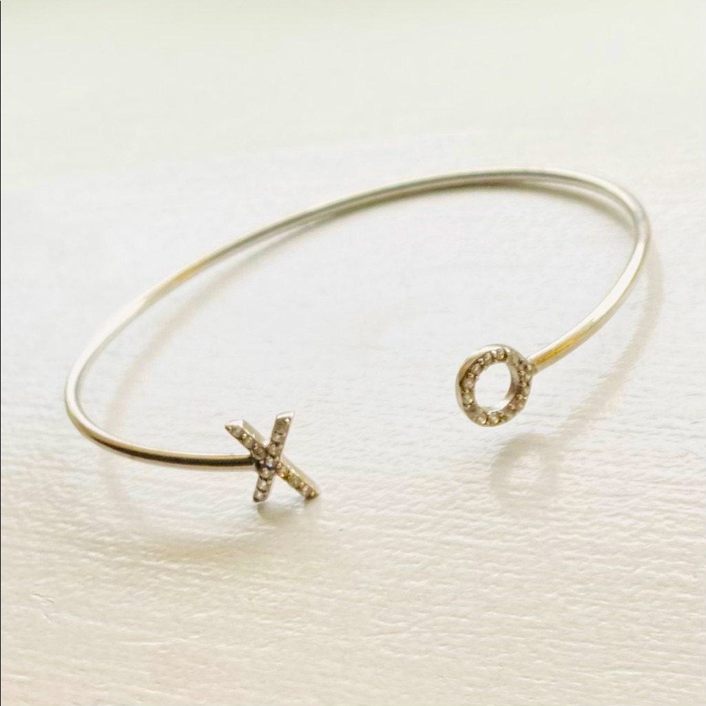 Xo Bracelet